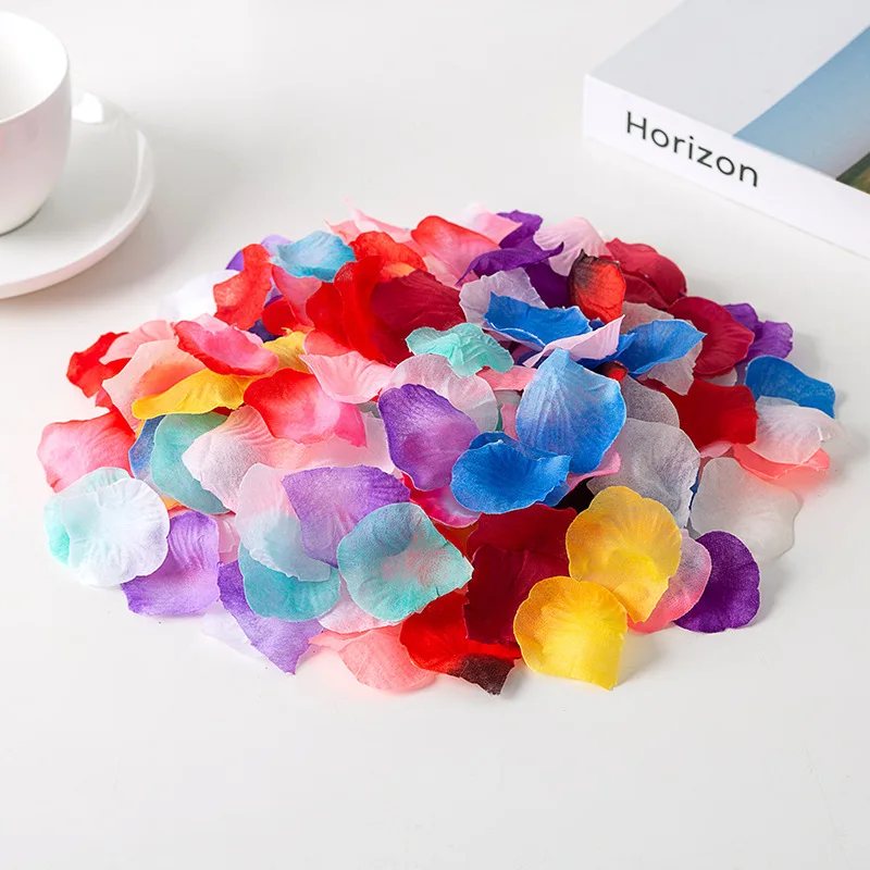 Elegant Black Silk Rose Petals for Wedding and Party Decorations - Pack of 500