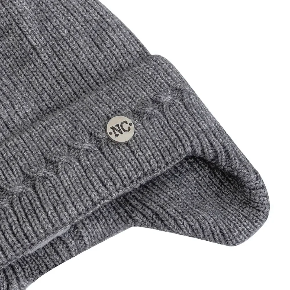 Unisex NC Metal Decorative Winter Hats With Earflap Plush Fur Lined Men Women Fashion Warm Beanie Cap Casual Winter Knitted Hats