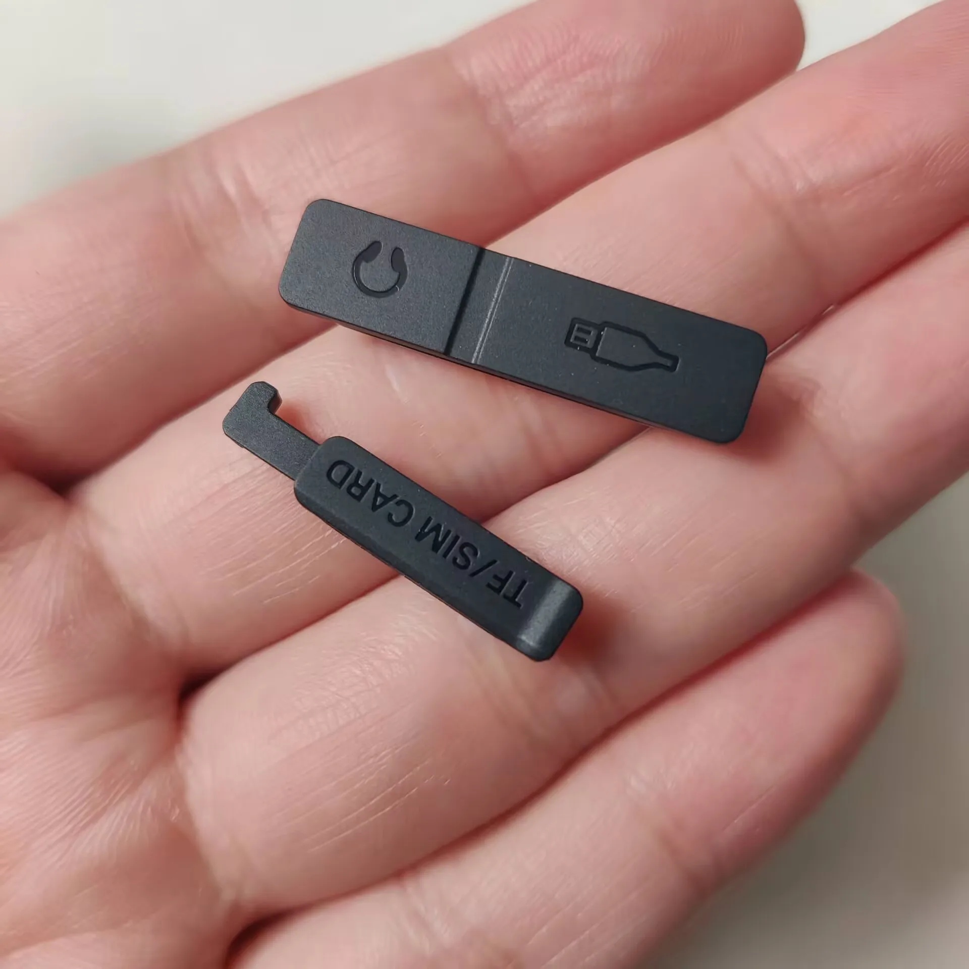 Ulefone Armor 21 고무 먼지 커버 보호 부품용 오리지널 방진 타입-C USB SIM TF 카드 포트 플러그