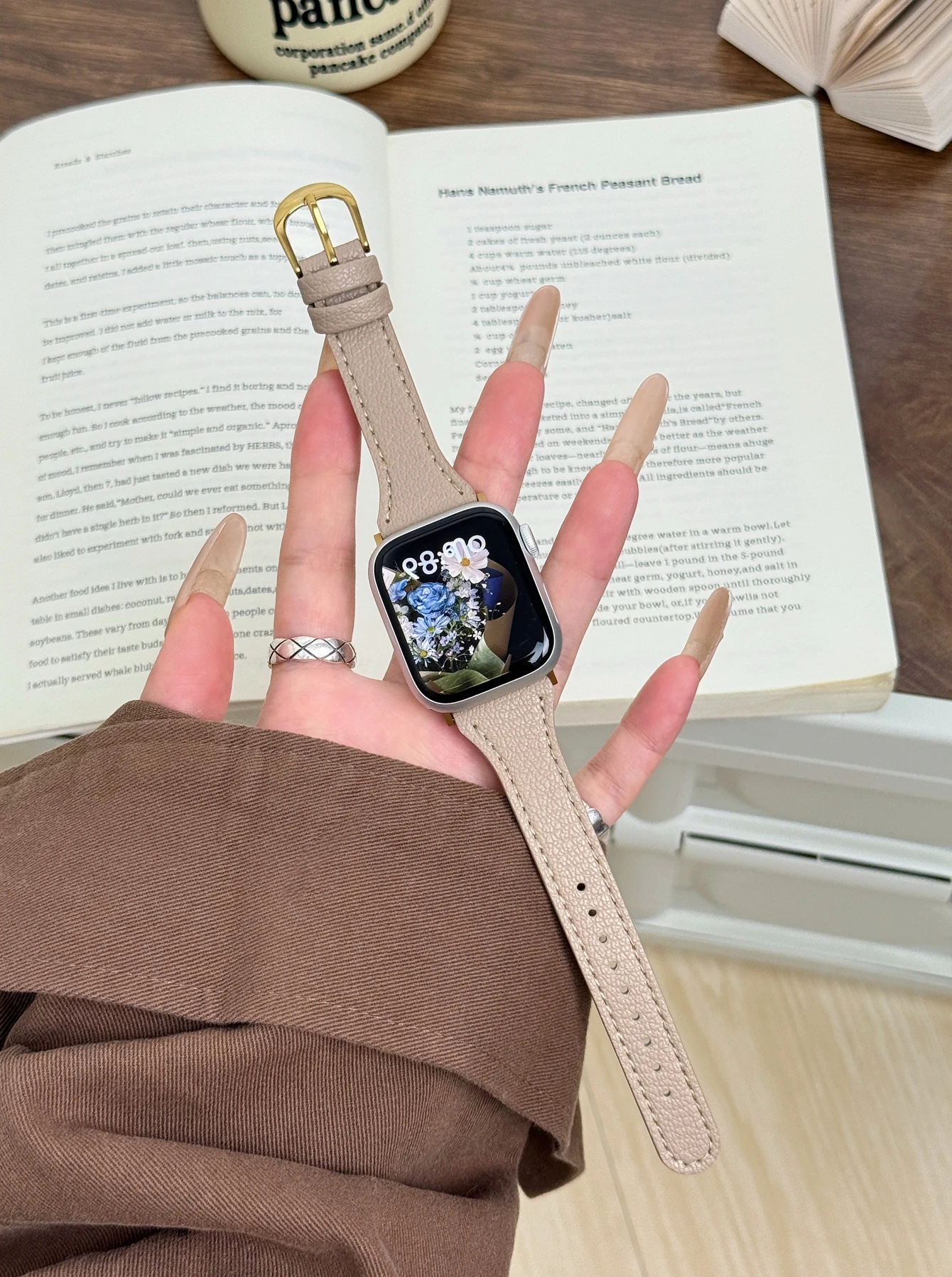 Elegant Coffee Brown Leather Loop Watch Band
