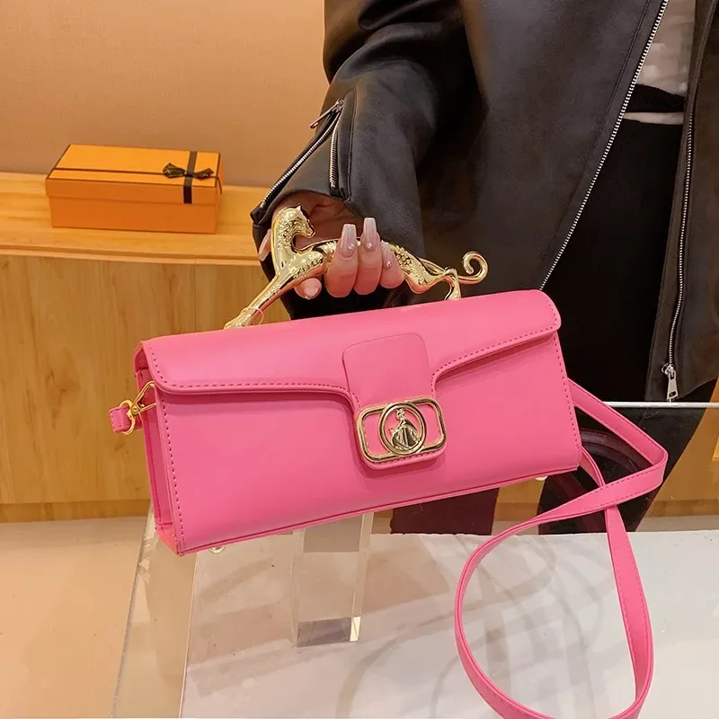 

Женская сумка с ручками и плечевым ремнем, из кожи