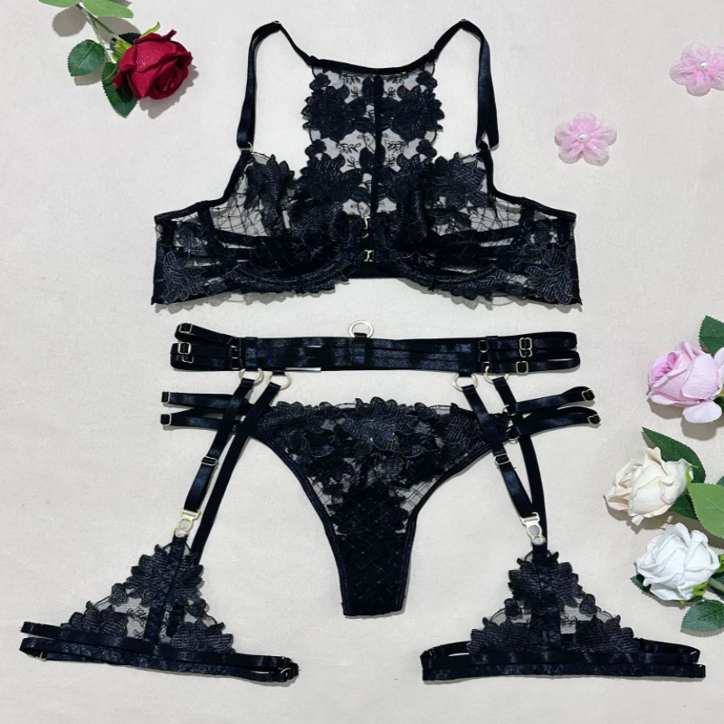 Bikini Fashion Complex Craft Embroidery Cross Strap Sexy Lingerie Push-Up Underwire Four-Piece Set_voghion.com