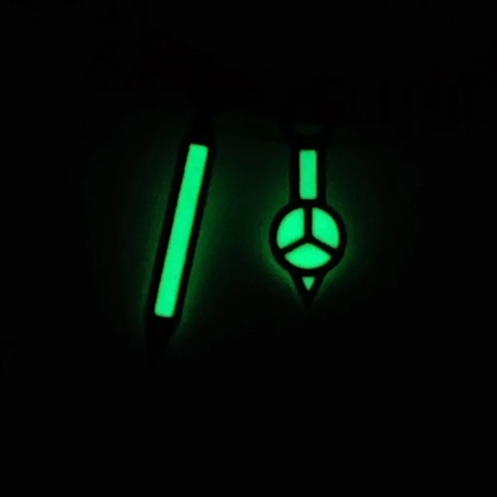 Green Luminous Shark Design Watch Hands with Second Hand Indicator
