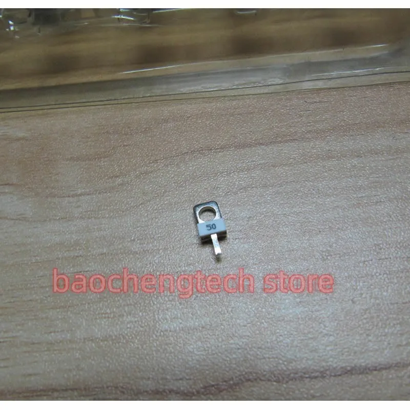 10-50Tvc Terminazione Flangiata 10 Watt 50 Ohm 10-50Tv 10-50Tvr 50-10 Terminazione Resistore Resistivo Dc-4.0 Ghz 10 W 50R