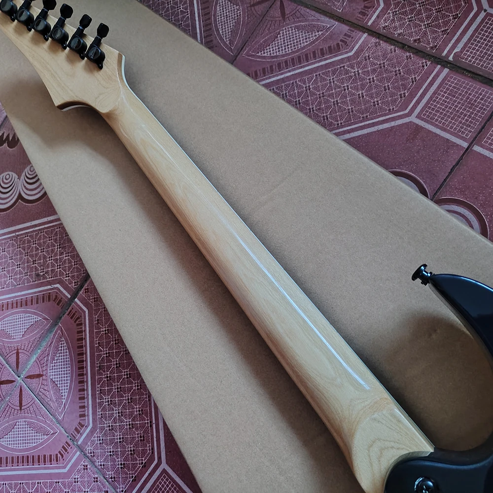 In stock I banez John Petrucci Picasso, need more pictures Contact seller, in stock, ping, ping