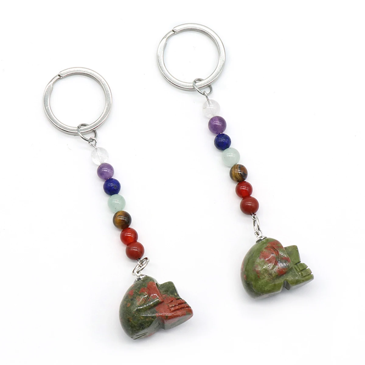 Natürlicher Stein, geschnitzter Totenkopf, Schlüsselanhänger, Anhänger, Achate, Quarzstein, Charms, Schmuck, Handtasche, Heimdekoration, exquisites Geschenk, zufällig, 5 Stück