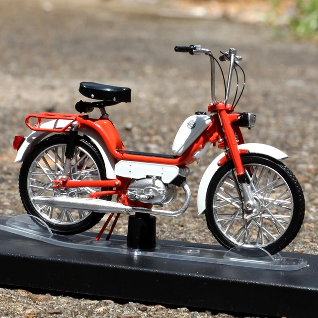 Cyclomoteur Gilera Eco Rouge 1980 1/18 Atlas Ahmsm033 49cc 49cm3