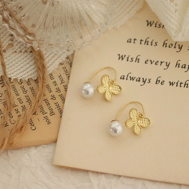 Новинка Весна 2021 темпераментные серьги мечты и бабочки корейские