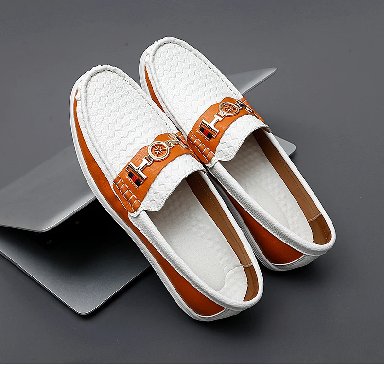 Herren-Freizeitschuhe aus Leder, luxuriöses Design, leichte Herren-Loafer, Mokassins, atmungsaktiv, rutschfest, Fahrschuhe, Übergröße 38–47 – Detail 23