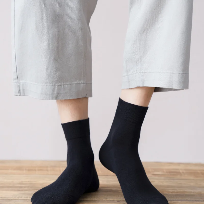 

Men's Cotton Socks Good Business Casual Men's Socks Solid Color Five-point Socks Sweat Absorbing Autumn and Winter Thick