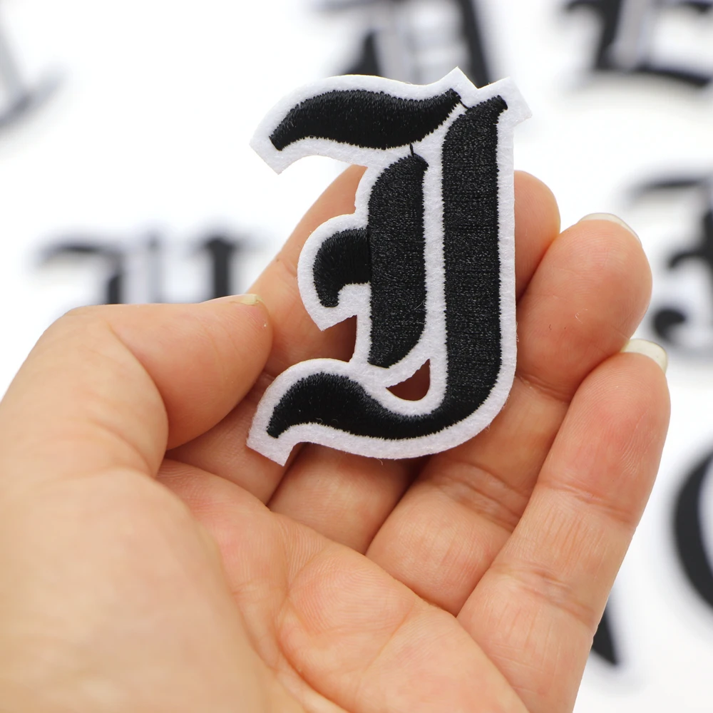 1PC A-Z Eisen auf Patches Nähen auf Applikation Patches Griechisches Alphabet Gestickte Patches Diy Benutzerdefinierte Name Logo Abzeichen Dekor Reparatur Patch – Detail 13