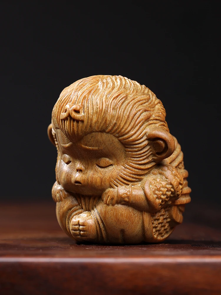 

Chinese Style Natural Green Sandalwood Carving Sun Wukong Decoration Home Ornaments Handicrafts Creative Cute Tabletop Gifts