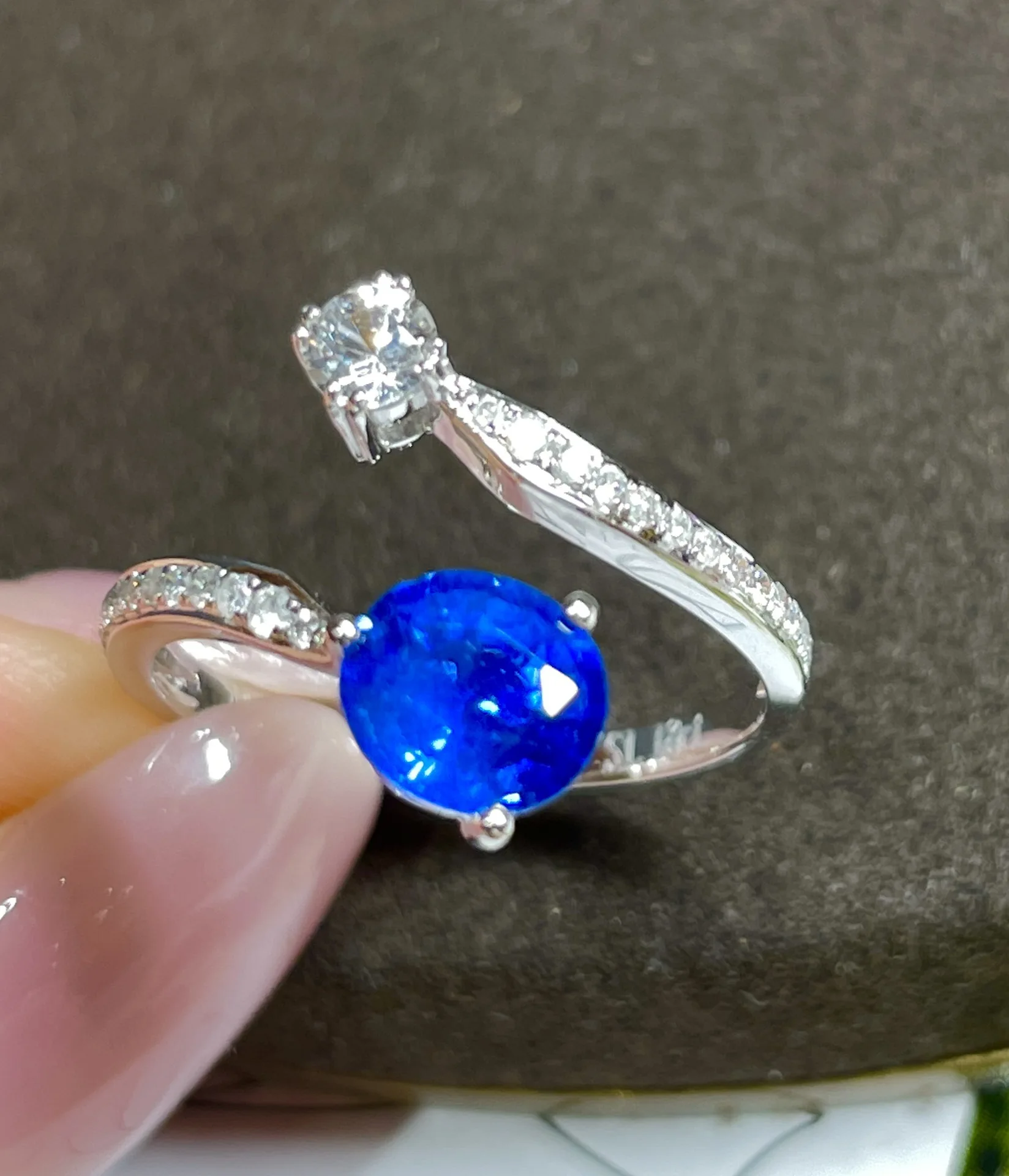 2/3 Carat (Ctw) Natural Blue Sapphire Ring in 14K White Gold with Diamonds  1/7 Carat (Ctw) - Walmart.com