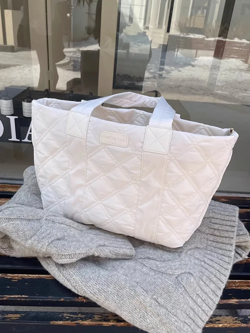 Tote Bags for Women Nylon Diamond Lattice Handbag Personality Large Capacity Underarm Shoulder Bag Fashion Trendy Designer Bag