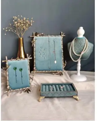 

Creative Earrings Necklace Display Shelf Dressing Cabinet Desktop Ornaments Jewelry Storage Rack Display Props Window Decoration