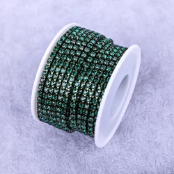 Elegant Gold Rhinestone Trim with Crystal Accents - 10Yard (Emerald)