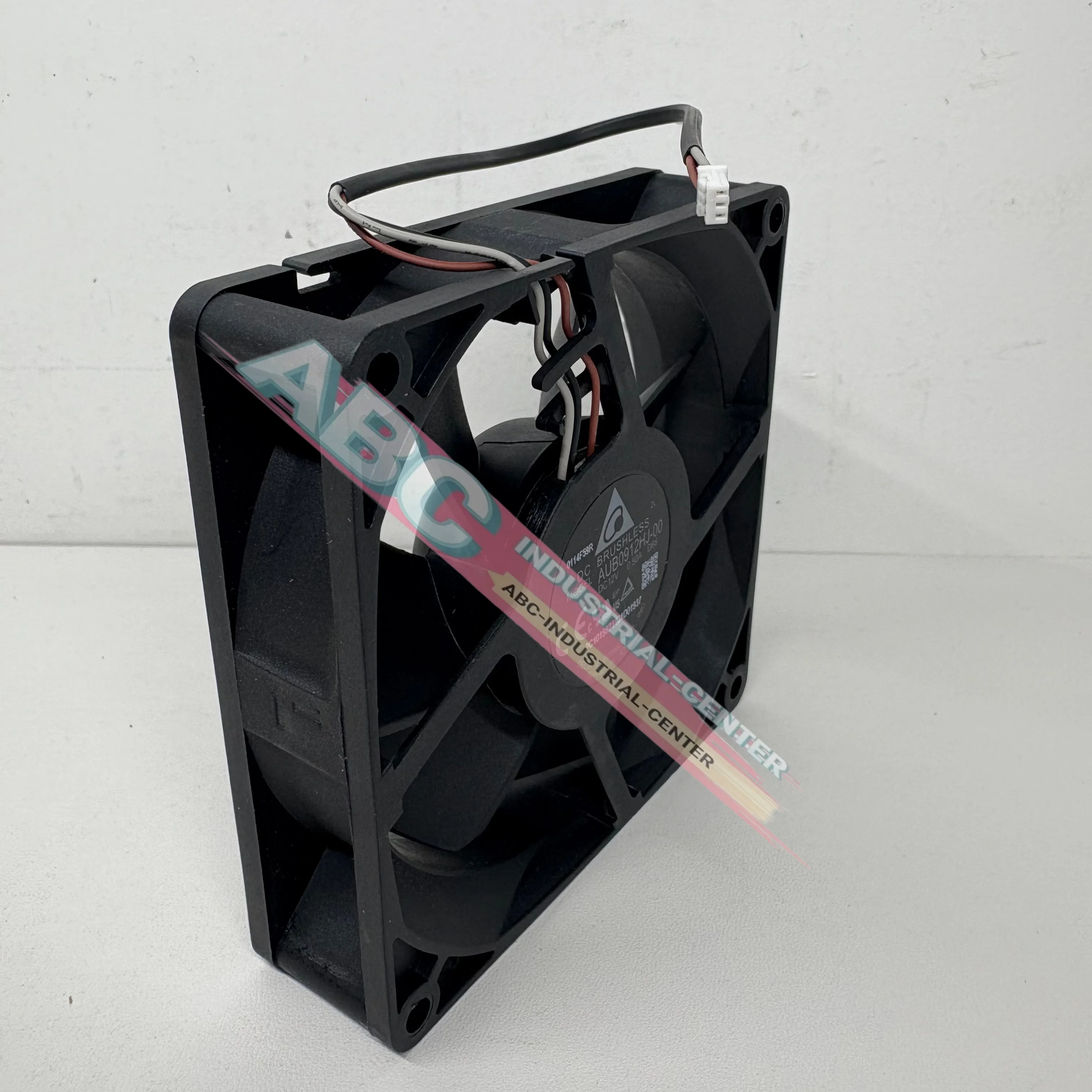 새로운 AUB0912HJ-00 DC12V 0.5A 3선 D66 냉각팬