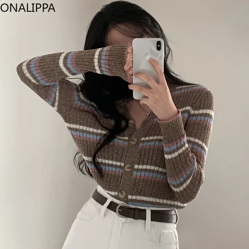 Onalippa 빈티지 스트라이프 니트 크롭 가디건, V넥 싱글 브레스트 긴팔 탑, 한국 패션 대비 가디건