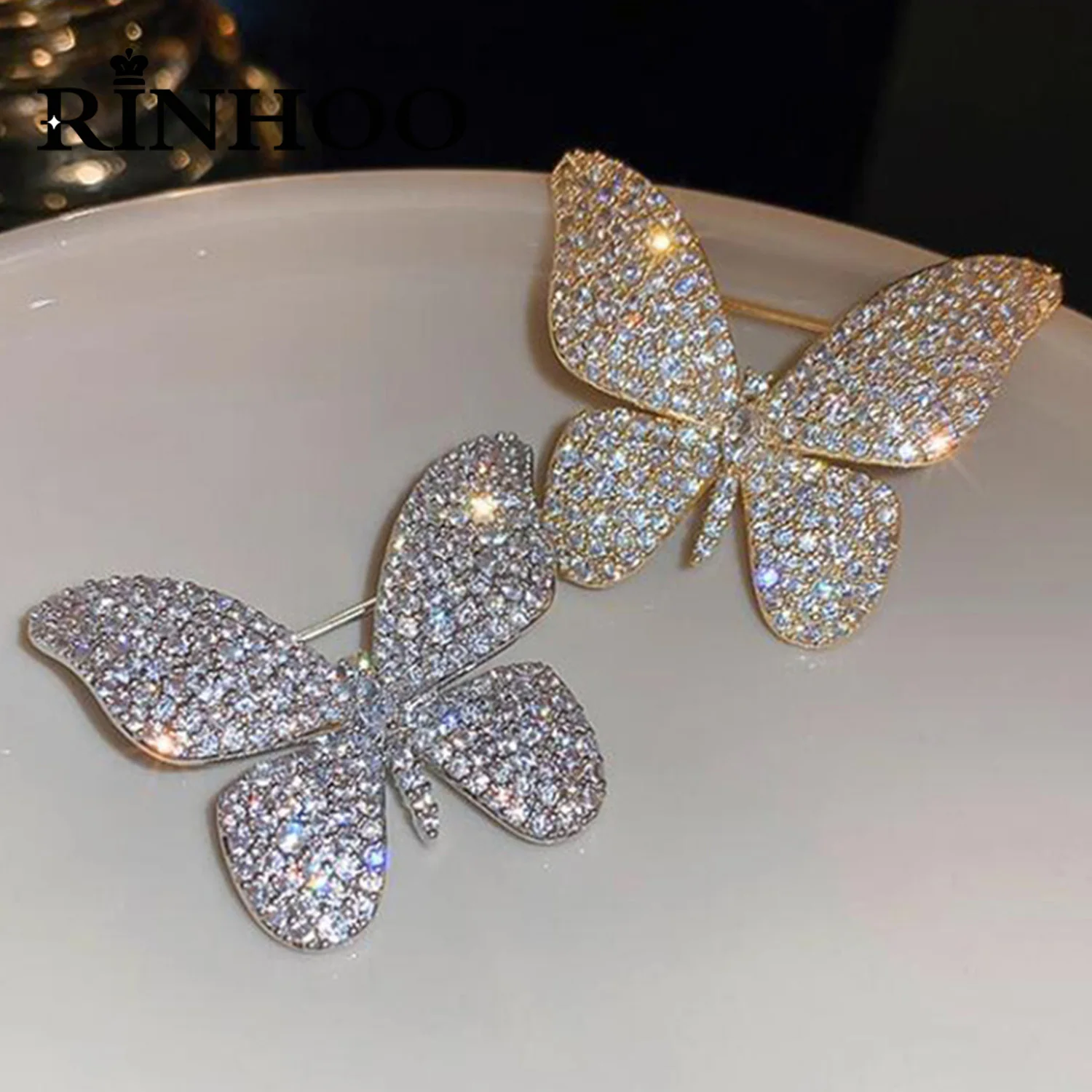 

Rinhoo Shining Full Rhinestone Butterfly Brooch For Women Elegant Crystal Insect Collar Lapel Pins Animal Corsage Party Jewelry