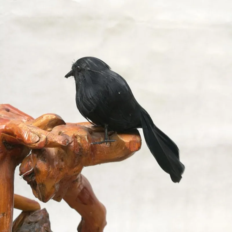 Halloween Crow Decoration with Black Feathers Simulation for Outdoor Indoor Horror Ornaments. Creative and Fun To Add Atmosphere