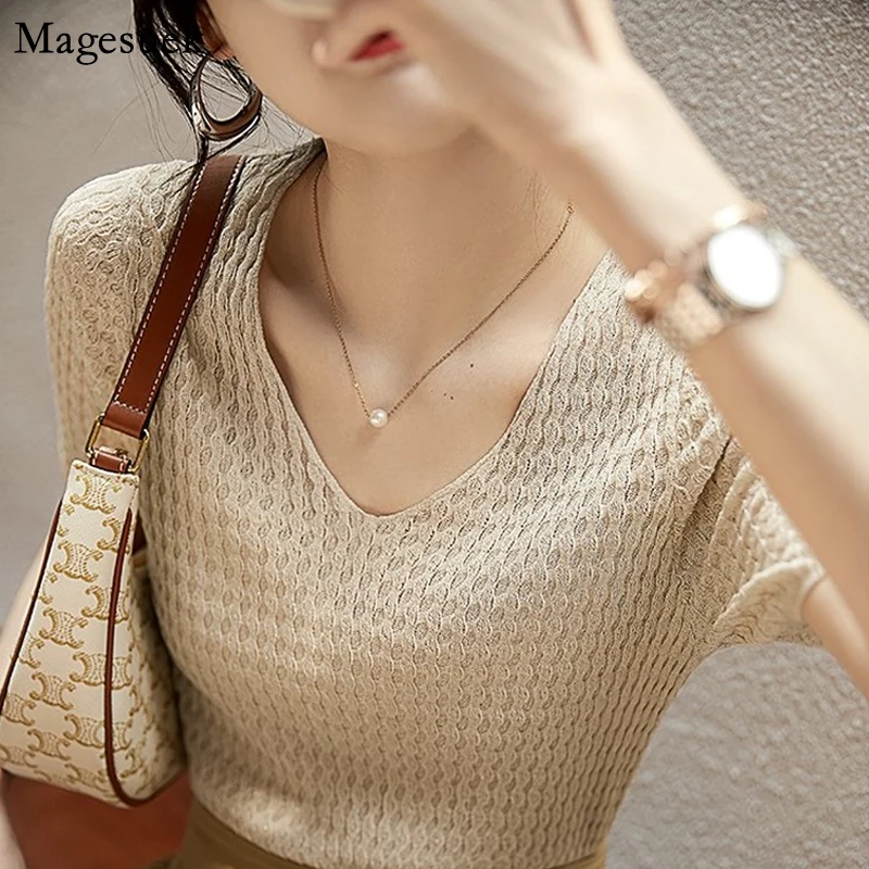 

Pullover Slim Short Sleeve T-Shirts Female Solid Thin Casual Tee Shirts Elegant V-neck Knitted T Shirt Women Summer Tops 22375