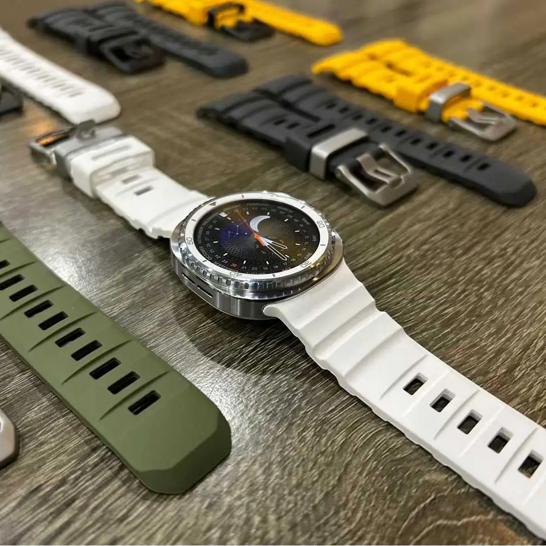 Silicone Sport Loop Strap - Premium Bracelet Accessories