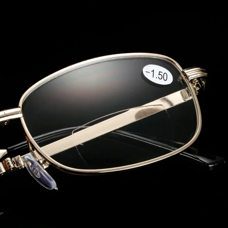 New Foldable Photochromic Myopia Glasses for Business Men Unisex Portable Color Changing Finished Near Sight Sun Glasses To -4.0 5