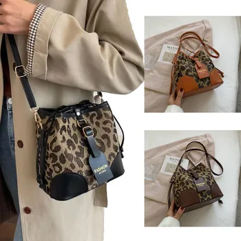 Borse a tracolla a secchiello da donna in pelle PU piccole leopardate 2024 Borsa a tracolla di design autunnale Borsa da donna di marca di lusso Tote Trend Lady 1