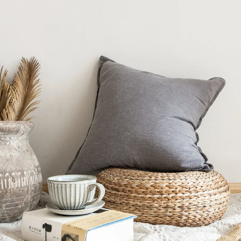Luxurious Cotton Linen Throw Pillow Cover with Elegant Design