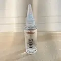 700