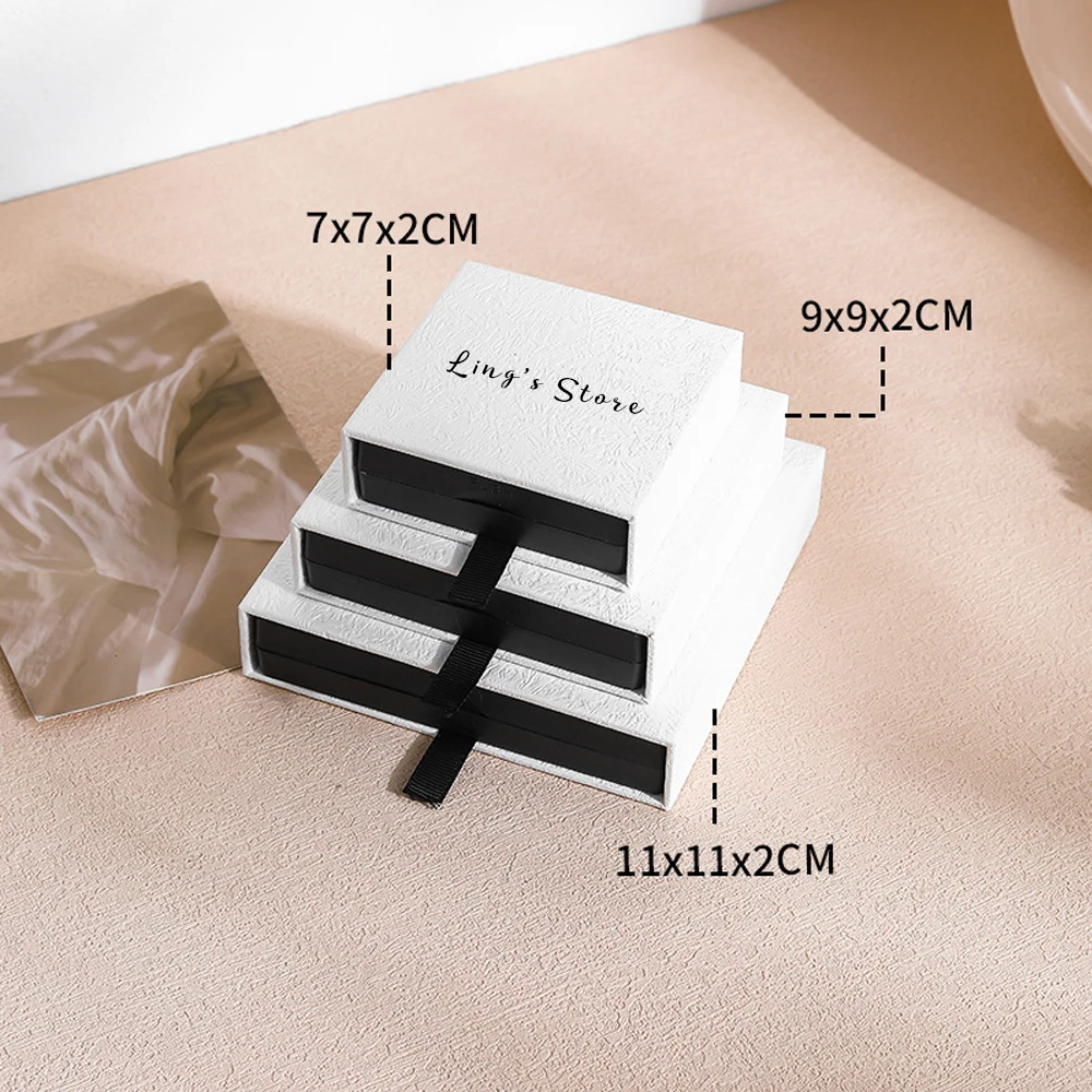 50 Stück Luxuriöse Schmuckschachteln mit individuellem Logo aus PE-Folie für Ringe, Ohrringe, Ohrstecker, Halsketten, Armbänder und Anhänger – Organizer zur Aufbewahrung und Präsentation – Detail 5