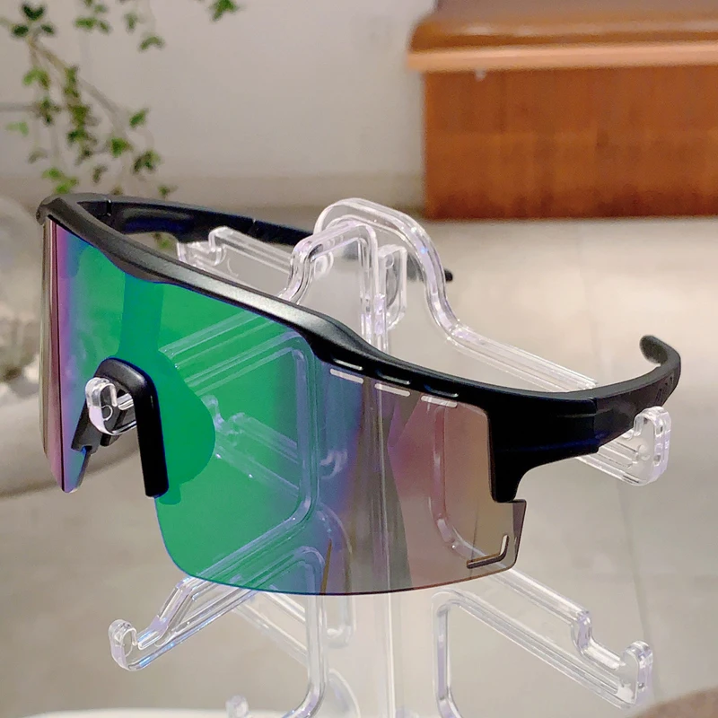 thumbnail image 1 of KAMMPT Gafas de sol deportivas de gran tamaño para hombre 2024, nuevas gafas de esquí al aire libre con espejo punk, modernas gafas de sol redondas envueltas anti-UV para montar a caballo, 1 of 5