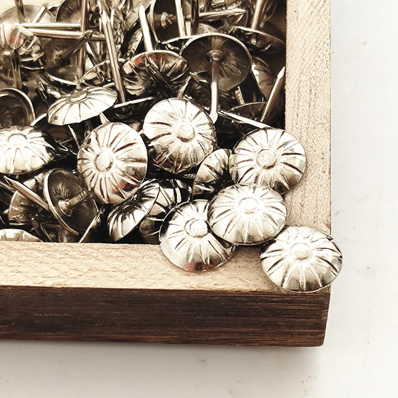 40pcs/80pcs 11x16mm Decoration Iron Tack Nails for Furniture Sofa Box Wooden Craft Antique Vintage Decorative Upholstery Studs