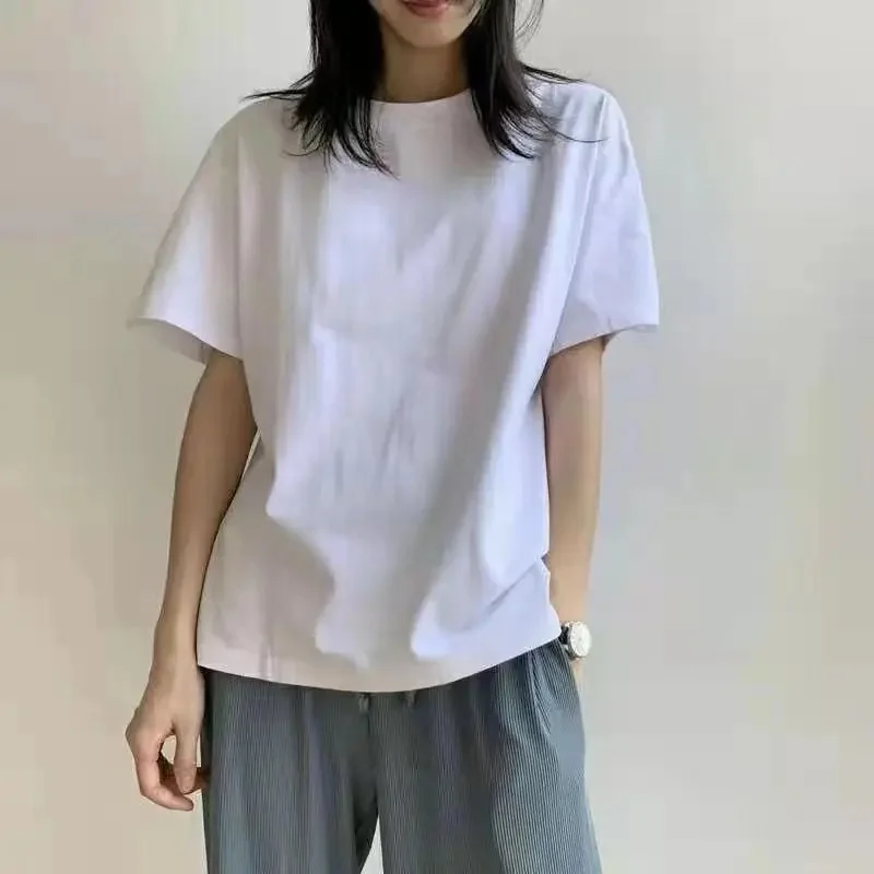 Short T White