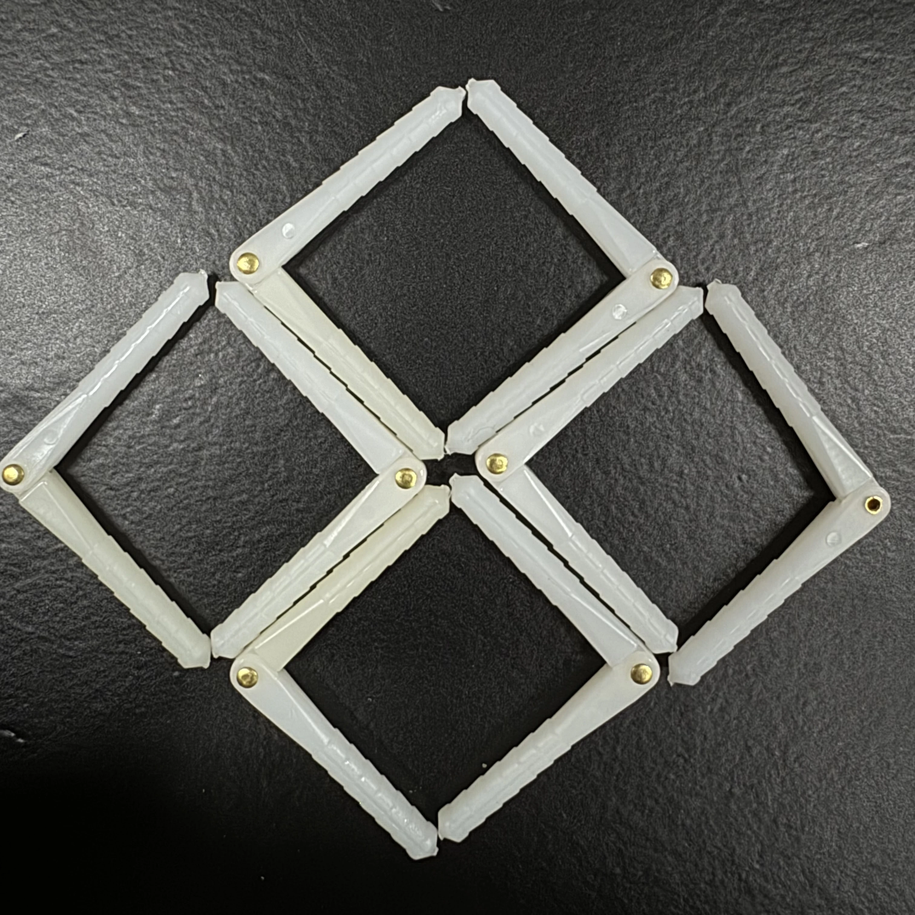 10 Stück superleichte Scharniere für RC-Flugzeuge, D2,5 x L48 x B10 mm und D4,5 x L67 x B12 mm, runde Modell-Flugmodellbauteile mit Drehzapfen – Detail 4