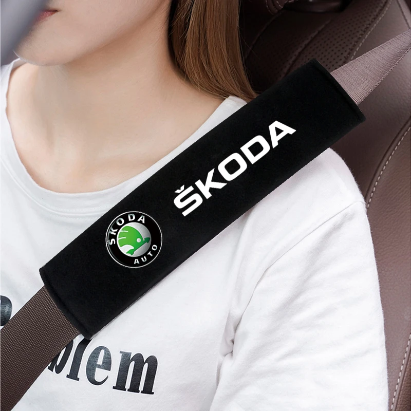 Universal Black Fabric Car Seat Covers Full Set - Compatible With Skoda Octavia, Superb, Fabia 5 thumbnail image