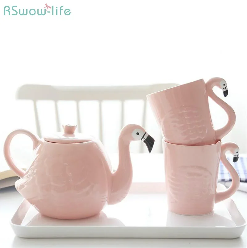 

Pink Flamingo Teapot Set Creative Cartoon Two Cups and a Pot of Ceramic Tea Kettle Creative Gifts