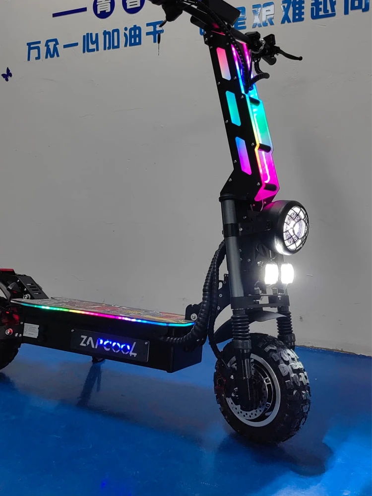 Customizable 11 Inch 8000W60V24Ah Electric Scooter 60-80km range 3 Speed