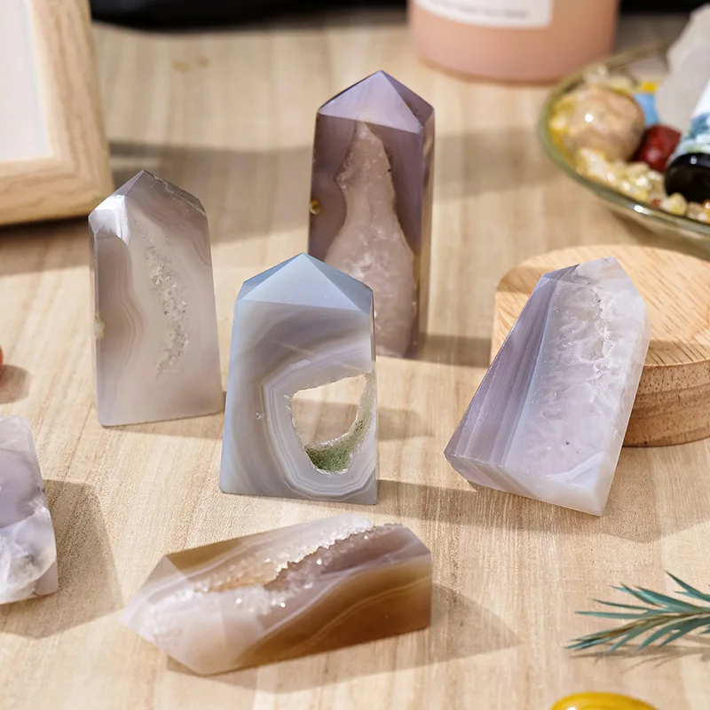Random High Quality Geode Agate Point,Natural Crystal Point,Decoration,Gemstone Jewelry,Glitter,Christmas Gift.