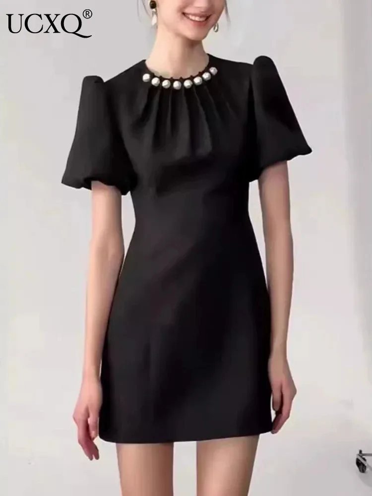 

UCXQ Korean Style Pearl Patchwork Bubble Sleeve Dress Elegant Black All Match Vintage Short Dresses Women 2024 Spring Summer 222