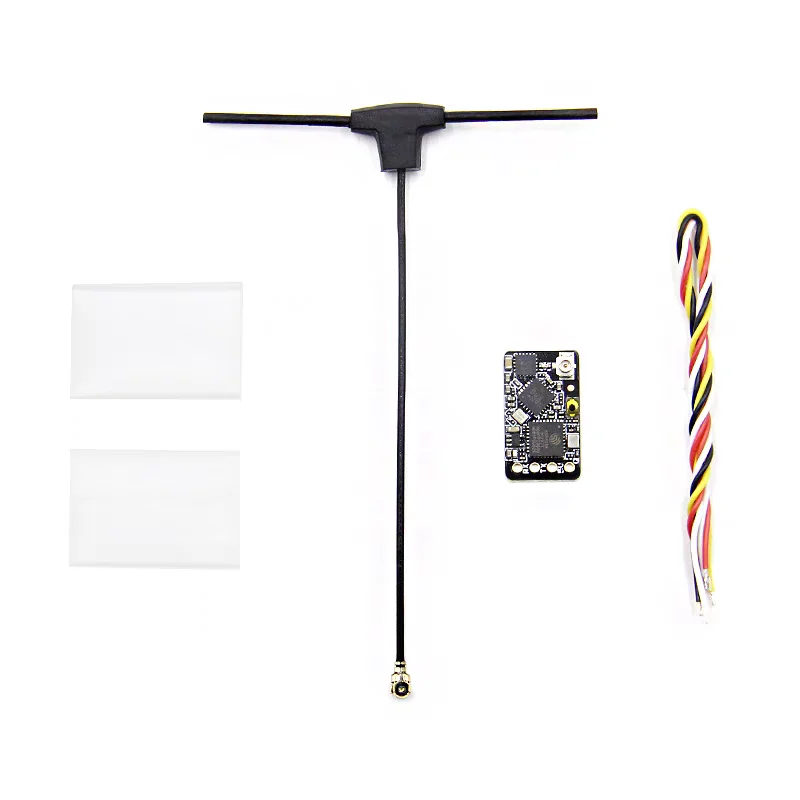 Installation du récepteur ELRS sur un drone FPV, avec câbles de liaison.