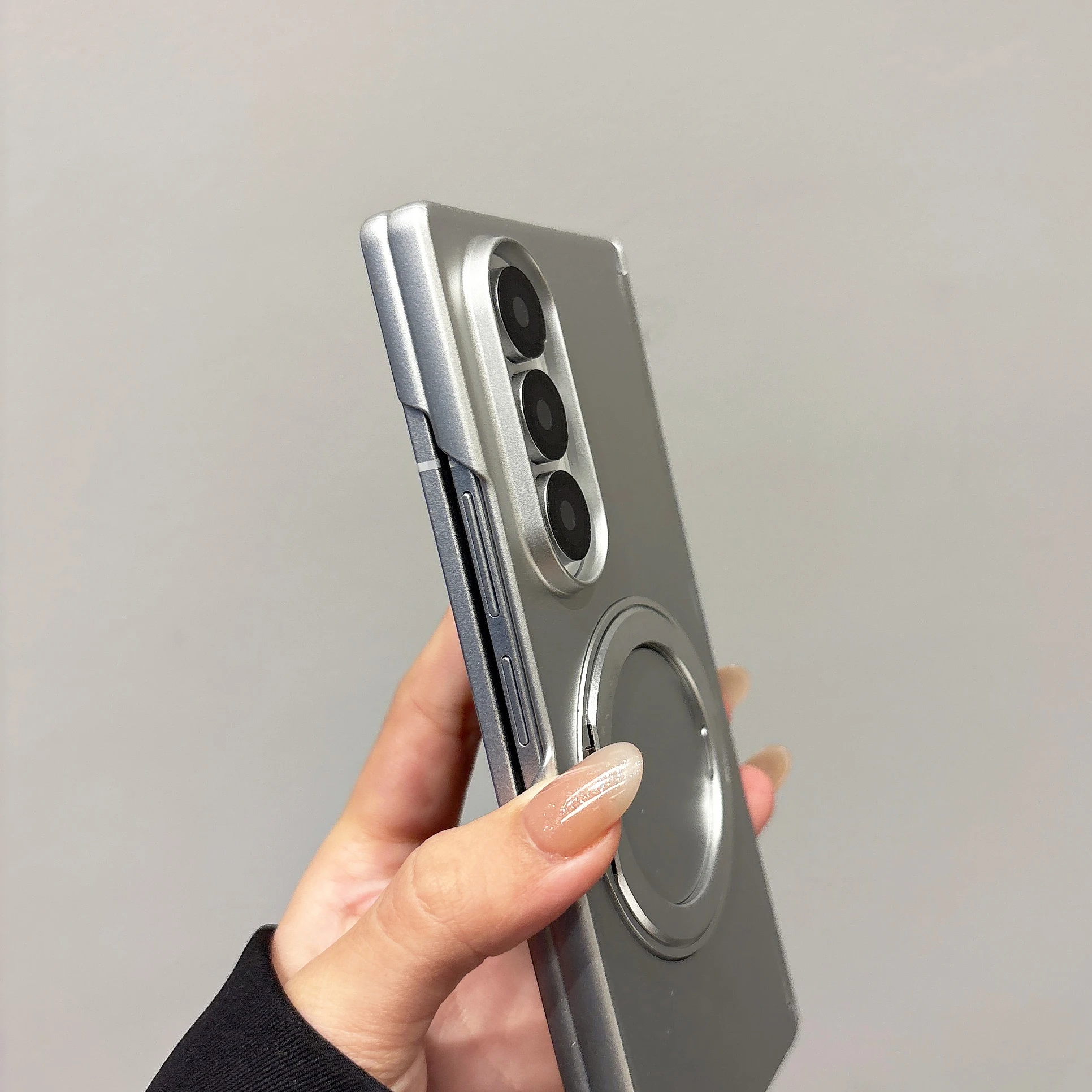 Magnetic 360° Ring Stand Shockproof Phone Case with Protective Hard Cover