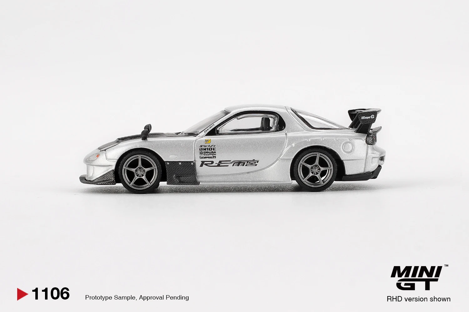 MINIGT 1/64 1106 RX-7 RE-Amemiya 실버 메탈릭 금속 합금 다이캐스트 자동차 모델 소년 장난감 선물 CNY