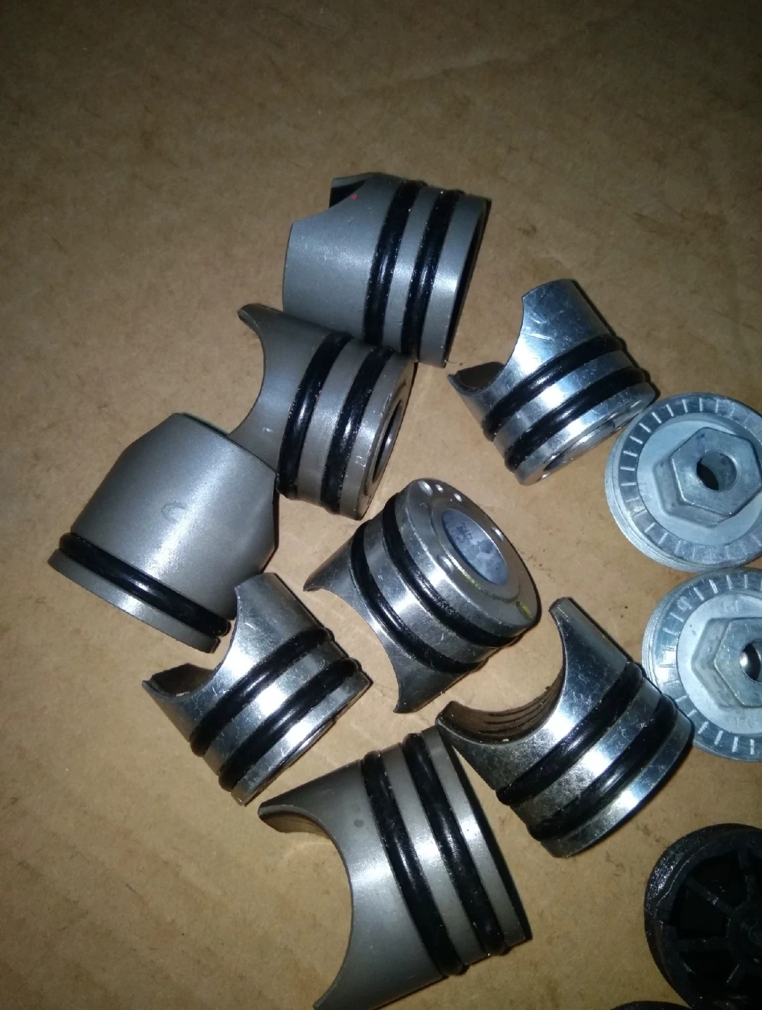 Customize 4 pieces Power Steering Rack Repair Kit Spring Sealing