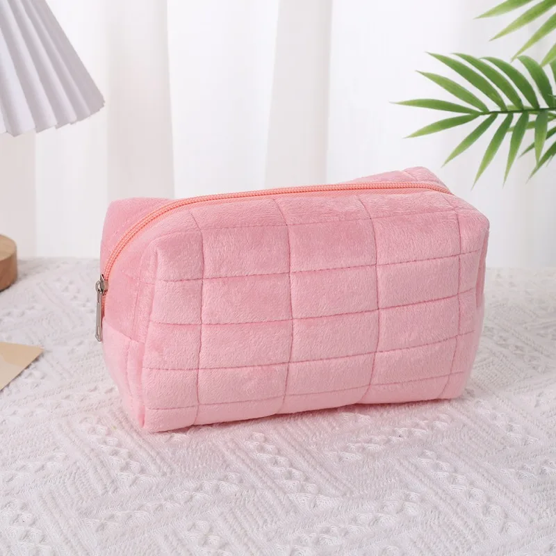 Cosmetic Bag Plush Makeup Pouch Large Capacity Travel Toiletry Bag Organizer Storage Female Travel Wash Pouch
