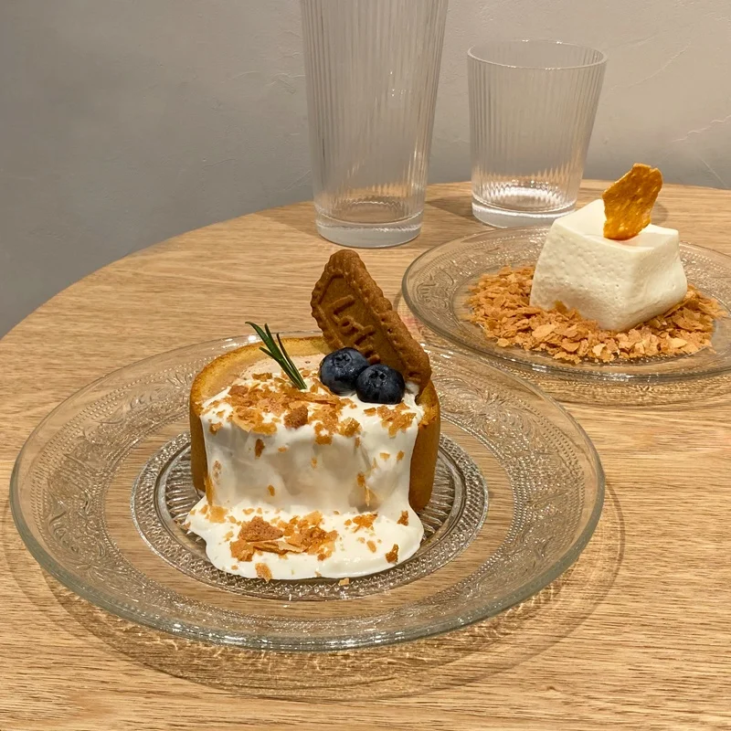 레트로 유리 접시 특별하고 예쁜 인스타 스타일 가정용 고급스러운 디저트 접시 북유럽 스타일 단색