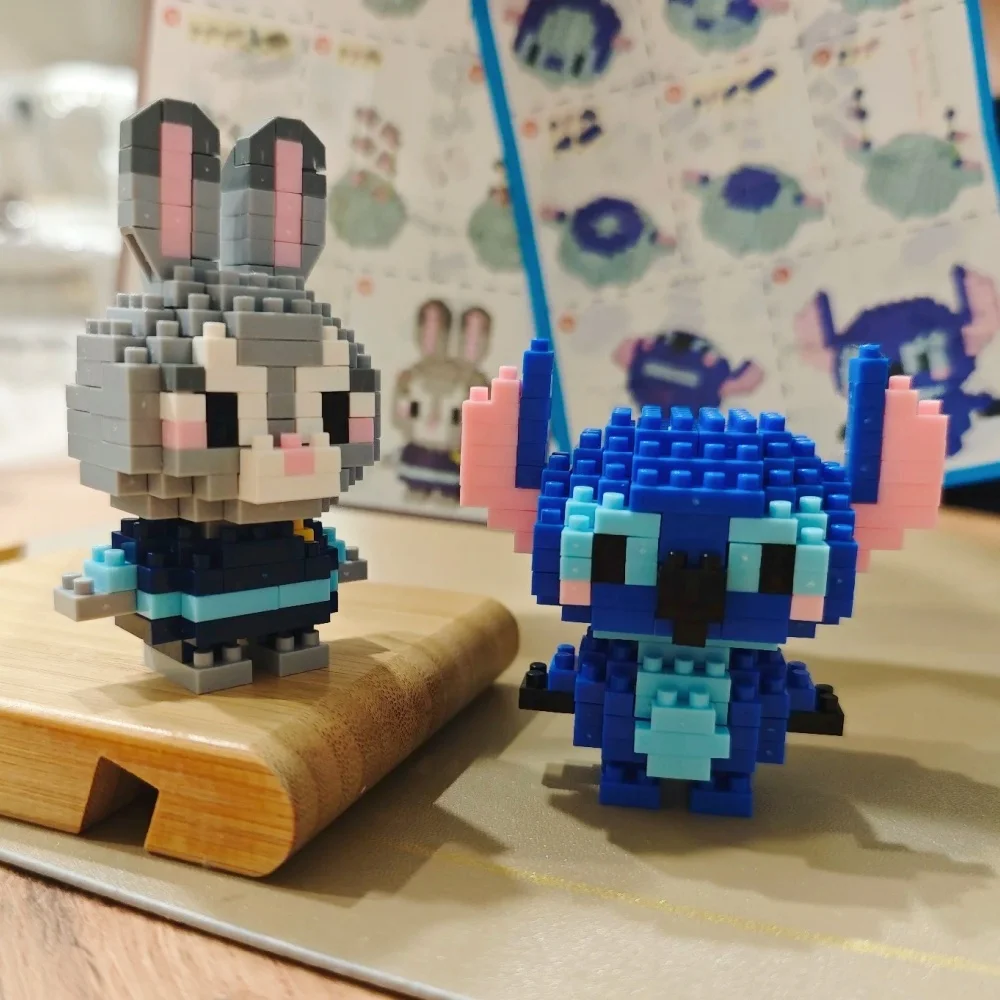 Figurines Judy Hopps & Stitch en Blocs de Construction Pixel