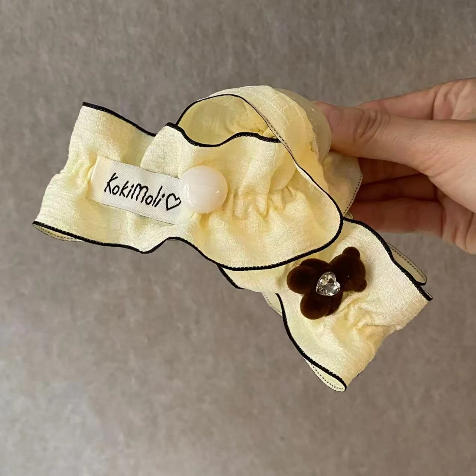 1PC Chic Fabric Hair Accessories with Decorative Buttons, Trendy Hair Clips for Women, Stylish Hair Grips for Daily & Party