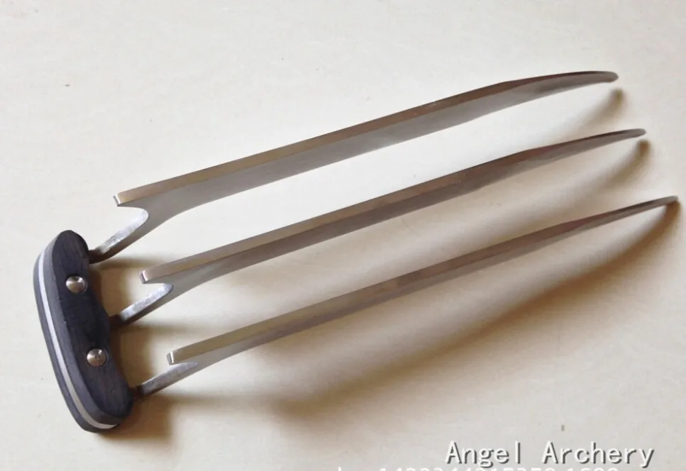 High Quality A Pair/1pcs X Man Steel Wolverine Claws Of Refinement Cosplay Props Halloween X-men Superhero Cosplay Gift 27cm 2