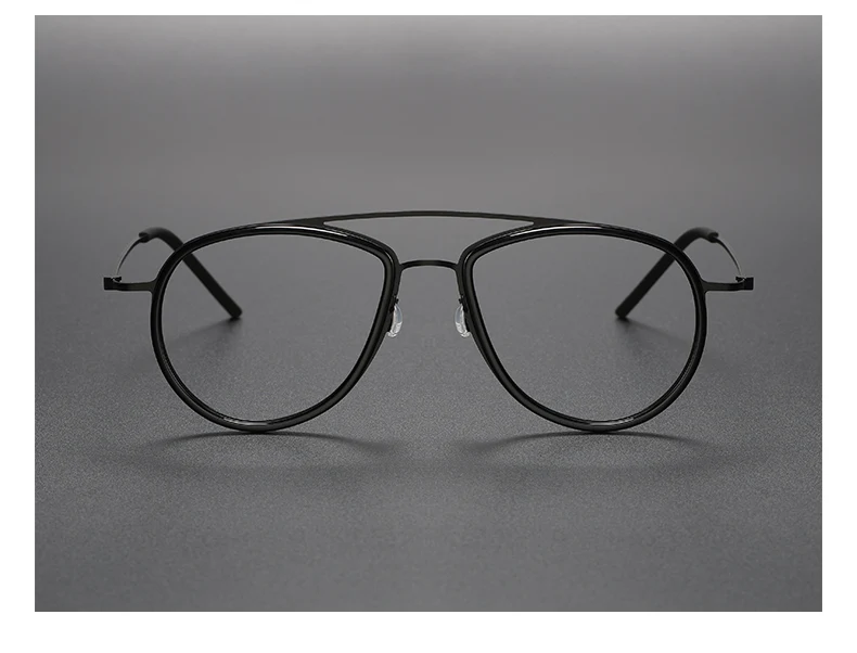 Eyeglass Image 9